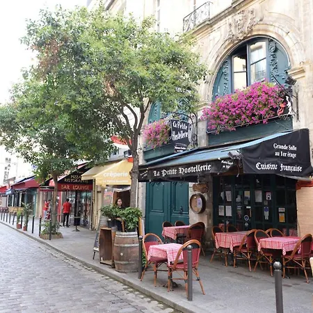 Atypical Apt 5 Min From Notre-Dame Cathedral Apartment *