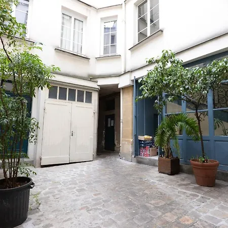 Atypical Apt 5 Min From Notre-Dame Cathedral Apartment Paris